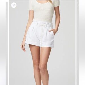 NWT Paige Pleated Carly Short in
Crisp White Sz 28